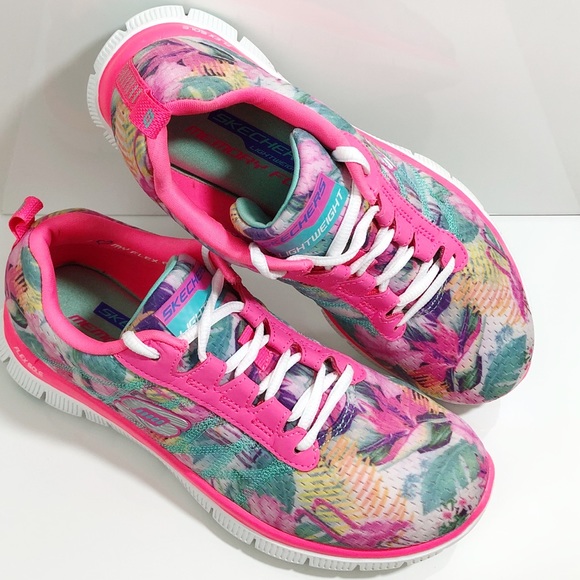flamingo skechers